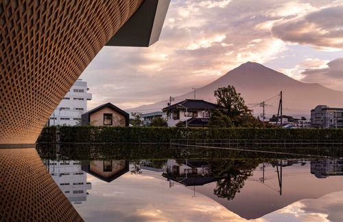 Miyacho Villa | MtFuji Retreat MUKUtensha Fujinomiya natural wood hotel Breakfastincluded