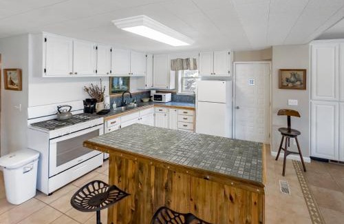 Peoa House | MTN Meadow Retreat near PC