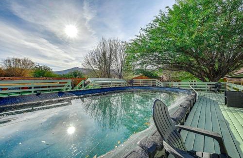 Weldon House | Mtn-View Weldon Home Walk to Pacific Crest Trail