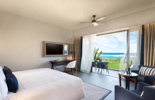 Plaine Magnien Hotel | 4 Units | Elegant Beachfront Villa Stay at Anantara Iko Resort, Mauritius