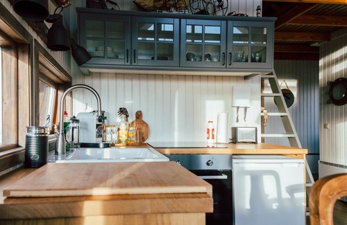 Borgarnes Cabin | Múlakot 2 - Cabin In a Beautiful location with stunning view´s from the porch