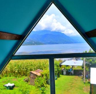 San Juan La Laguna Resort | Mundo Abu San Juan La laguna