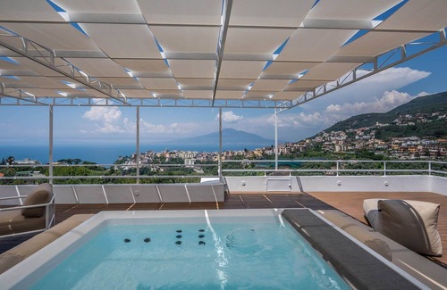 Seiano Villa | My Rental Homes - Villa Anfora with private pool, garden and private parking area