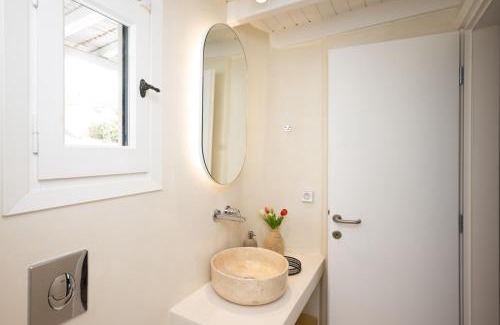 Elia Apartment | Myconian Vision Villas