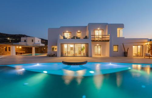 Ftelia Villa | Mykonos AG Villas in Ftelia Beach