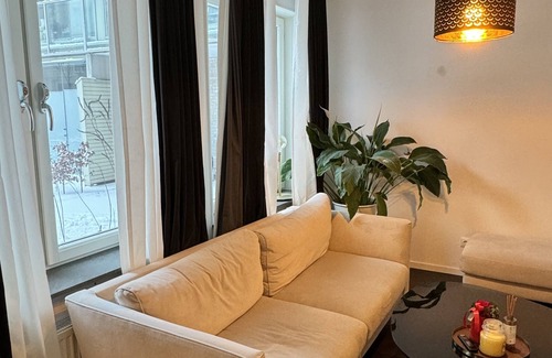 Vaster Apartment | Mysigt Familjevänlig Lägenhet i Mitten Hyllie