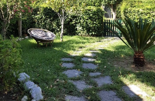 Villaggio Taunus Apartment | N207 - Numana, delightful villa with garden