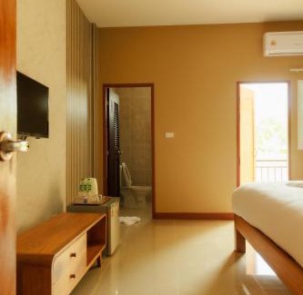 Thung Song Hotel | Naboonvilla resort นาบุญวิลล่ารีสอร์ท