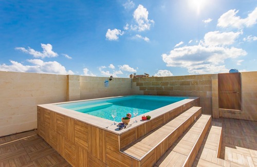 Nadur House | Nadurin, Gozitan villa 7 Bedr. & 2 Pools, Nadur Gozo, Malta