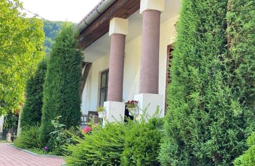 Telkibanya House | Nagymama Vendégháza