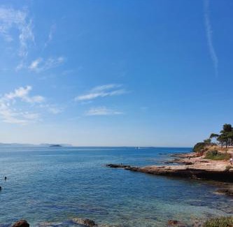 Varkiza Apartment | Naiads Nest - The Cozy Retreat