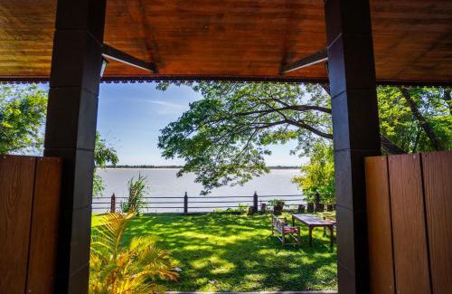 Champasak Hotel | Nakorn River View