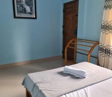 Nallur Bed & Breakfast | Nalluran illam - family room
