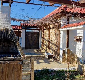 Ivaylovgrad Apartment | Namaste къща в село Камилски дол