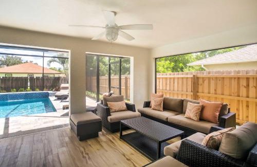 Naples Park House | Naples Home with Lanai and Pool Near Vanderbilt Beach!
