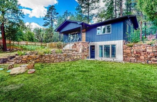 Hermosa Apartment | Narrow Gauge Nook