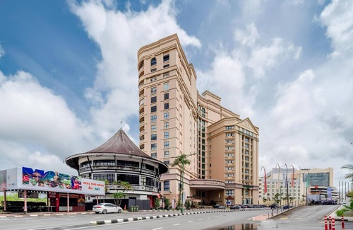 Kampung Surabaya Apartment | Natol Homestay-Riverbank Suites High Rise City Centre