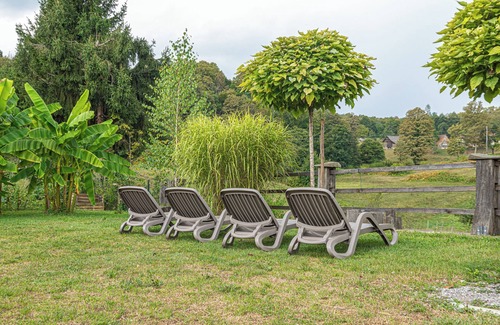 Marindol Apartment | Natura Kolpa Orange Apartment, Adlešiči, Slovenia