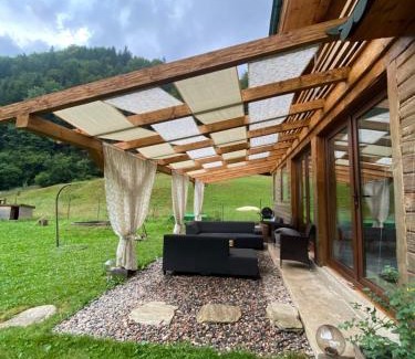 Banita House | Natural e Simplu