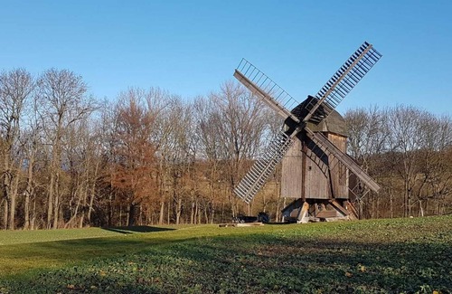 Ballstadt Apartment | Nature and culture in the apartment "An der Fahner Höhe"