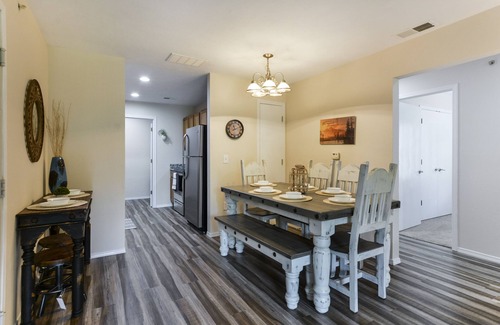 Branson Condo | Nature's Hold - Open Pool! Central Location! Natural Views! Cozy & elegant feel!