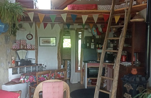 Montjoie-en-Couserans Apartment | Nature studio at Clos Goutilles: a secluded farmhouse for a return to basics