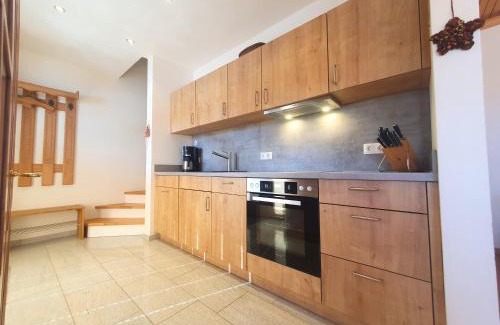 Nesselwang Apartment | NaturLogis Allgäu - nachhaltige Ferienwohnung im Bio-Lehmhaus, allergikerfreundlich, Terrasse mit Bergblick, inkl Königscard