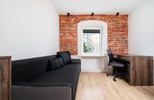 Lodz Apartment | Nawrot Cosy Loft Studio by BookingHost