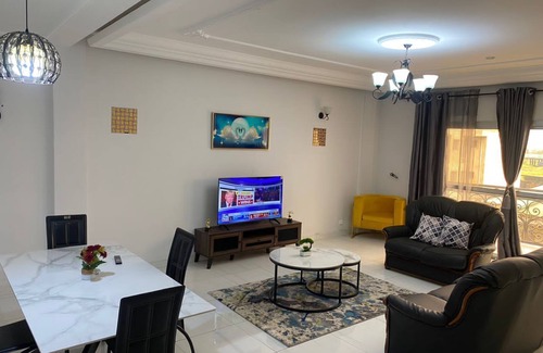 Akwa II Apartment | nCozy Haven in Douala's Heart