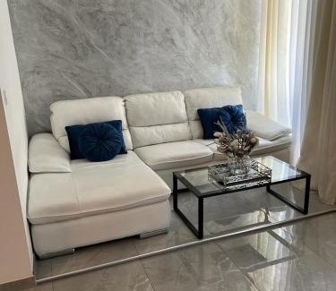 Birkirkara Apartment | Neagoe residents