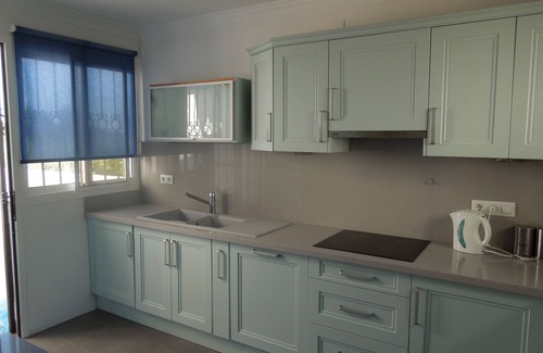 Nerja Villa | Near El Capistrano - Private Pool (optional heating add cost) nSecure Parking