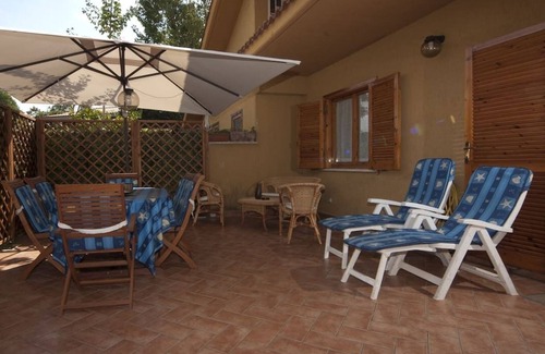 Marina di San Nicola House | Near Rome, in the Marina locality, cottage distant 200 meters from the sea.