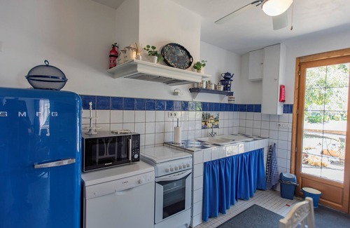 Mazeyrolles House | Neat gite with beautiful garden and private pool