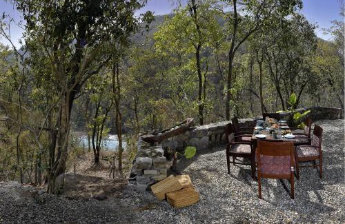 Shivpuri Hotel | Neemrana's Glasshouse on the Ganges