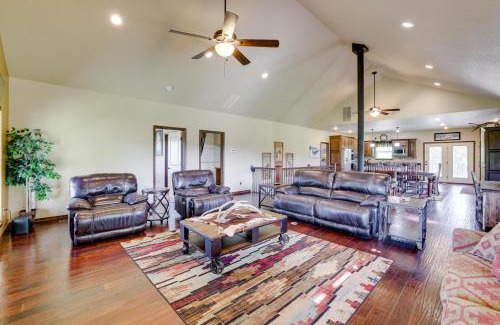 Newton County House | Neosho Home on 90 Acres with Private Pool and Fire Pit