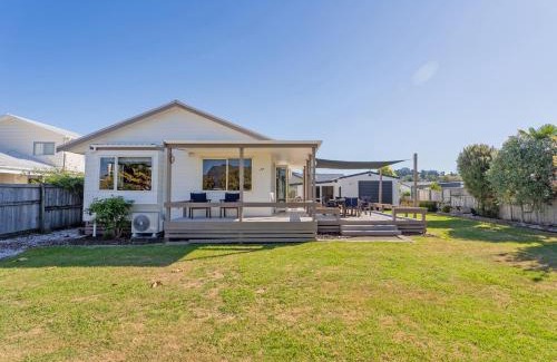 Cooks Beach House | Nest by the Beach - Cooks Beach Holiday Home