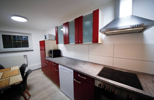 Konitz Apartment | Netflix, Prime, WiFi, Balkon & Garten in der Natur & unweit vom "Thüringer Meer"