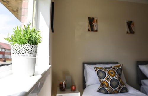 Wishaw Apartment | Netherton House