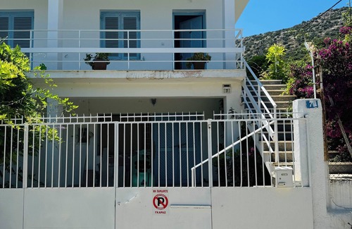 Tolo Apartment | Neu Renoviertes Apartment im Boho-style in Strandnähe