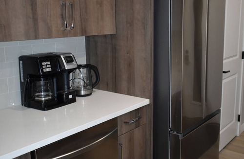 Medicine Hat Apartment | New! 2 Bedroom Ground Floor Unit With Parking, Separate Entrance. Full kitchen.