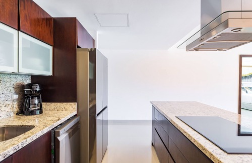 Puerto Juarez Apartment | NEW 2 BR Apt SWIM UP at Mareazul Resort Sleeps 6