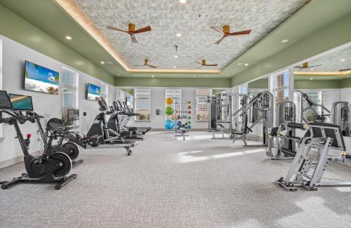 Port Saint Lucie House | New 5 Star House with Pool & Heated Spa-Mins to Cleveland Clinic Tradition- HCA Hospital