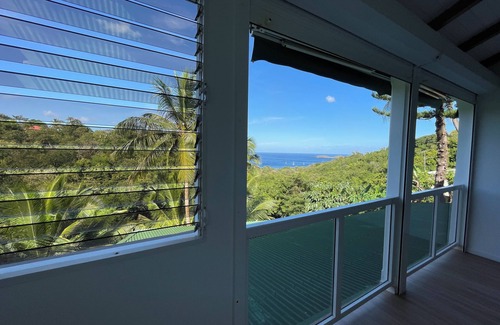 Bouillante Apartment | New apartment with sea view and Canopée swimming pool