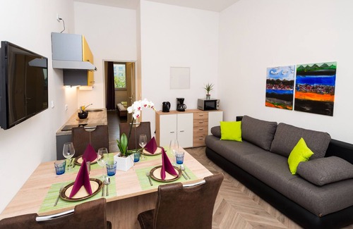 Penzing Apartment | New apartment with terrace near the Schönbrunn/Zoo and U4