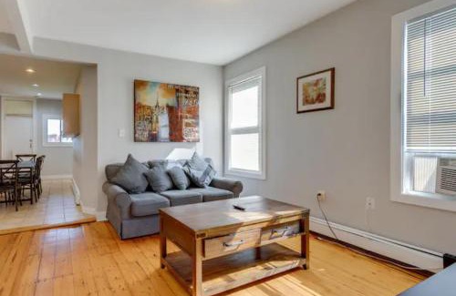 Dudley - Brunswick King Apartment | NEW! Boston Entire House Near MBTA, 3 Mi to Fenway!