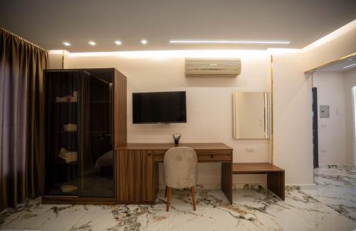 The 5th Settlement Bed & Breakfast | New Cairo Airport Studio