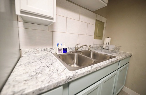 Fairbanks House | NEW Centrally located 2 bedroom home