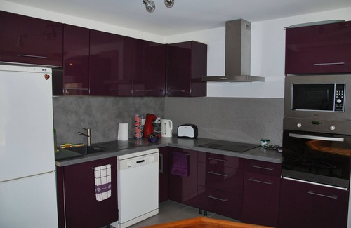 Seynod Villa | New, comfortable, four-star villa near Lake Annecy