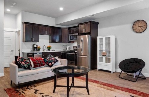 Sammamish Apartment | NEW! Cozy 1BR Retreat in Sammamish