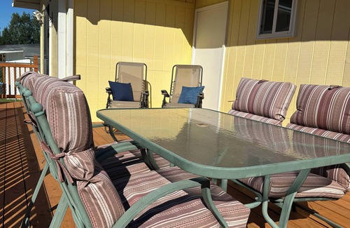 Bayshore - Klatt House | NEW Cozy 2-bedroom house in a quiet neighborhood close to everything!